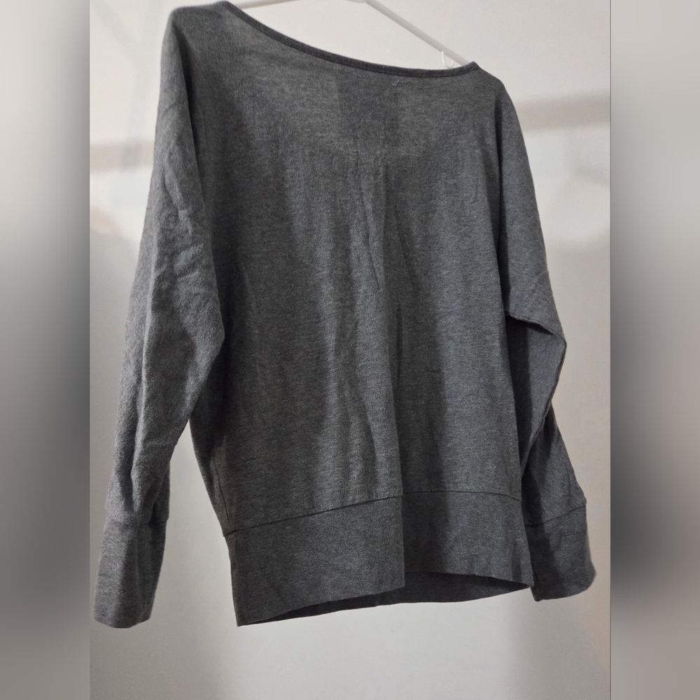 Victoria's Secret Gray Long Sleeve Shirt with Gold Wording - Picture 4 of 4